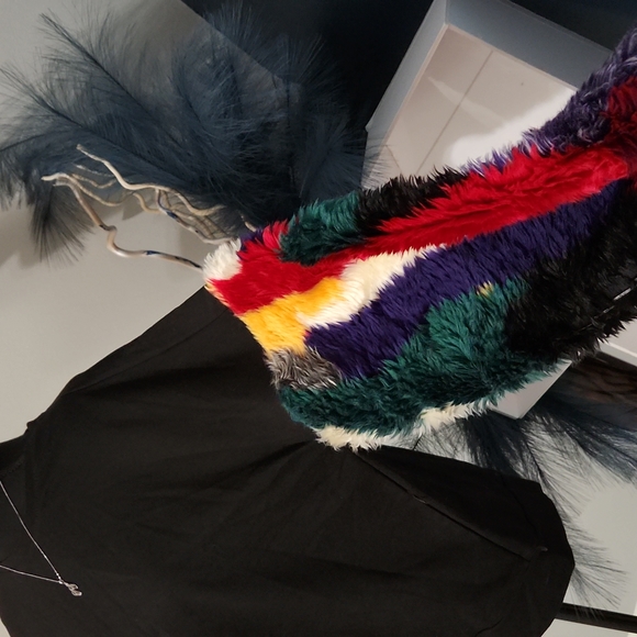 Oversized Medium Sweatshirt - Picture 4 of 8